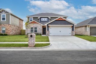 1926 Redwood Lane, El Reno, OK 73036