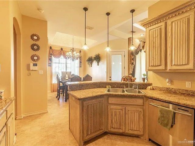 1305 Keeton Avenue, Mcallen, TX 78503