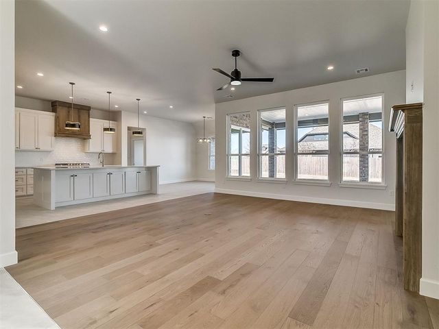 3344 Sagebrush Place, Yukon, OK 73099