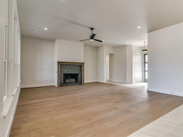 3344 Sagebrush Place, Yukon, OK 73099