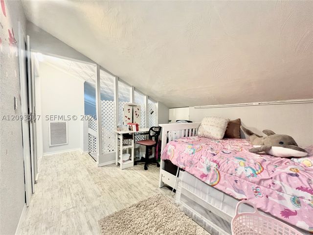 3318 NW 103rd Ave, Sunrise, FL 33351