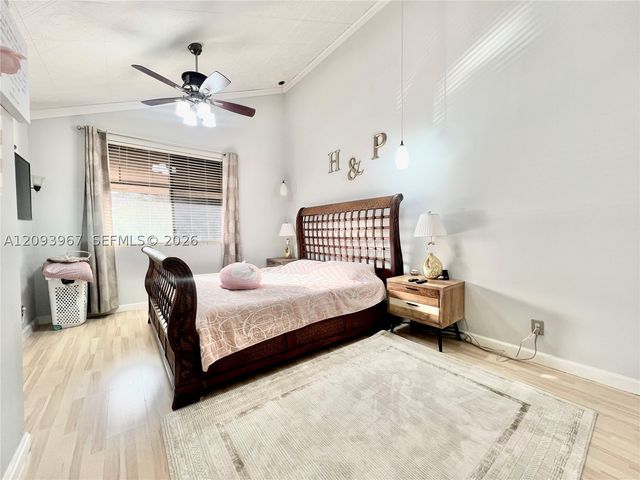 3318 NW 103rd Ave, Sunrise, FL 33351