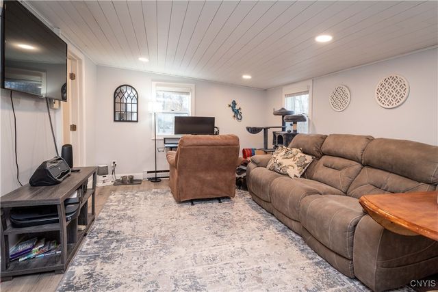 55 Utica Street, Kirkland, NY 13323