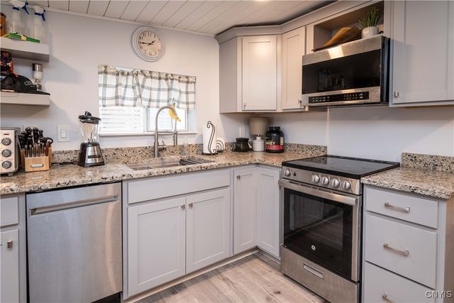 55 Utica Street, Kirkland, NY 13323