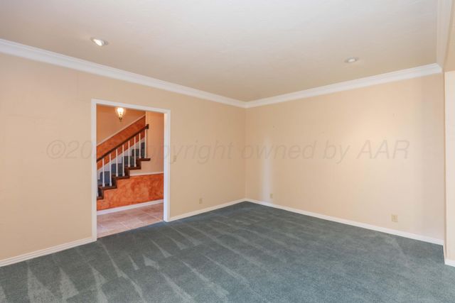 2131 N Charles Street, Pampa, TX 79065