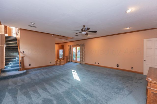 2131 N Charles Street, Pampa, TX 79065