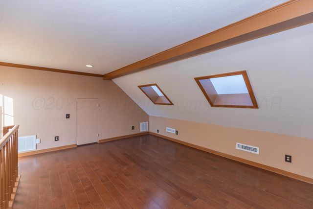 2131 N Charles Street, Pampa, TX 79065