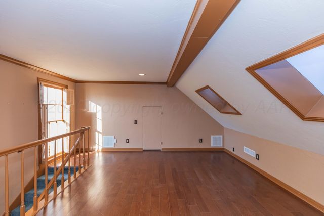 2131 N Charles Street, Pampa, TX 79065