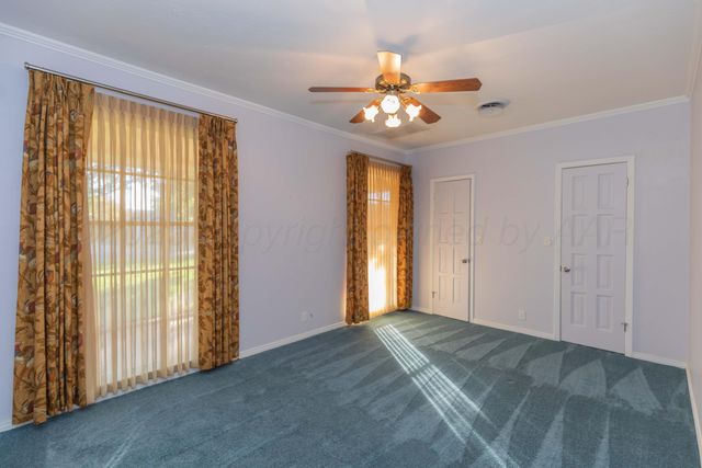 2131 N Charles Street, Pampa, TX 79065