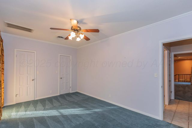 2131 N Charles Street, Pampa, TX 79065