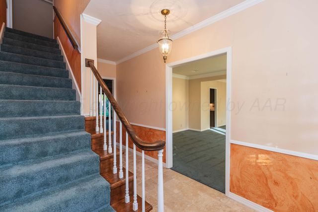 2131 N Charles Street, Pampa, TX 79065