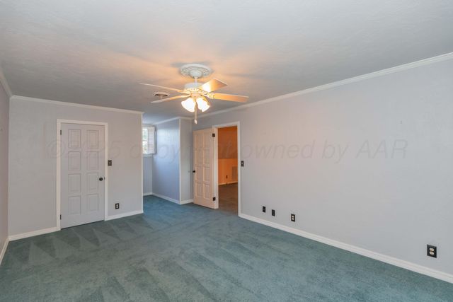 2131 N Charles Street, Pampa, TX 79065