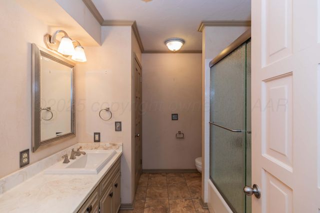 2131 N Charles Street, Pampa, TX 79065