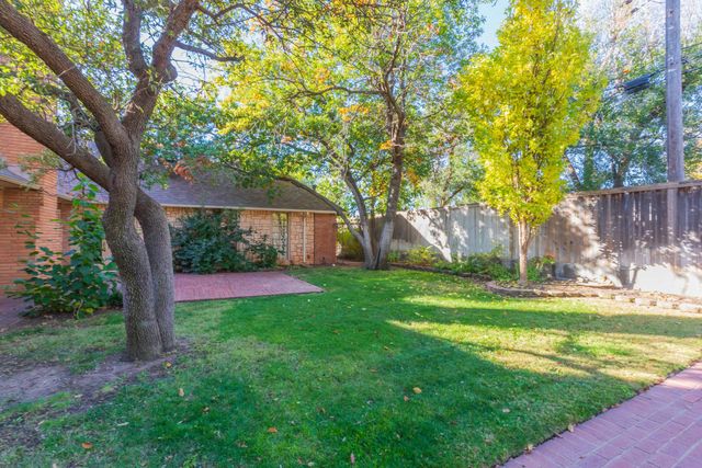 2131 N Charles Street, Pampa, TX 79065