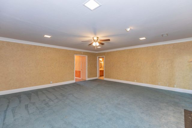 2131 N Charles Street, Pampa, TX 79065