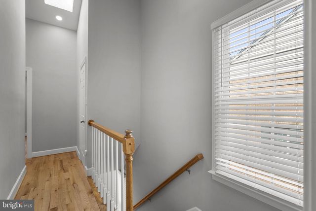 10 LOGANWOOD CT, North Bethesda, MD 20852