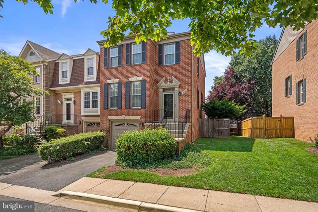 10 LOGANWOOD CT, North Bethesda, MD 20852