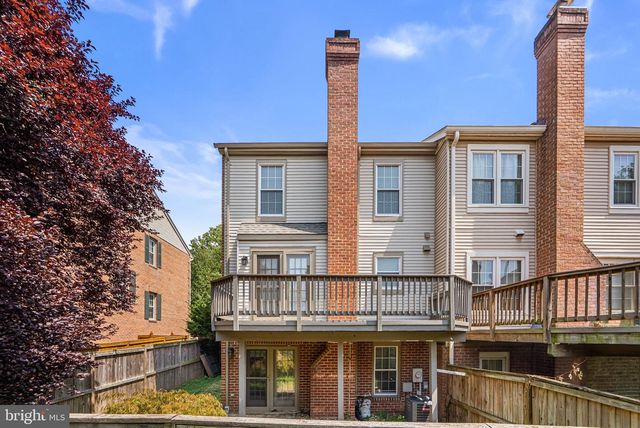 10 LOGANWOOD CT, North Bethesda, MD 20852