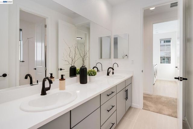 6017 Basaltina Pl, Dublin, CA 94568