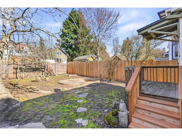 3923 Se MAIN St, Portland, OR 97214