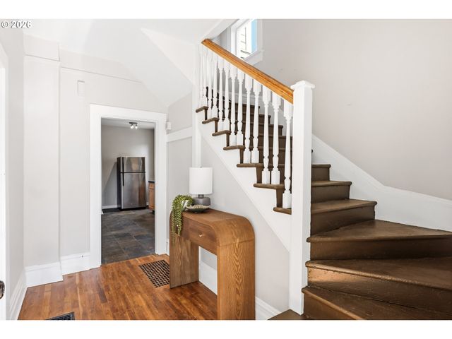 3923 Se MAIN St, Portland, OR 97214