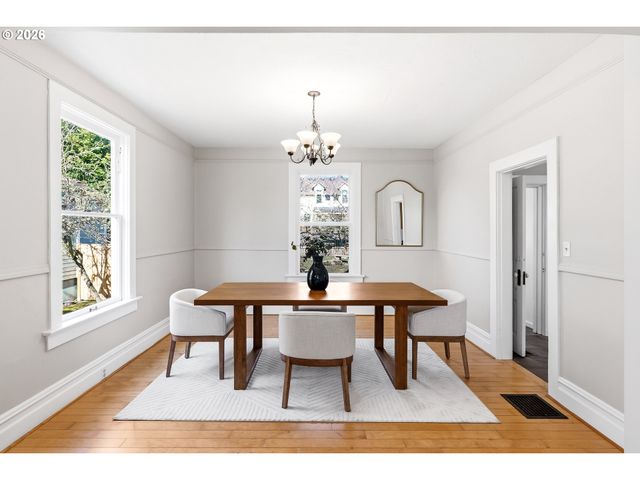 3923 Se MAIN St, Portland, OR 97214