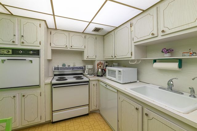 3450 S Ocean Boulevard 206, Palm Beach, FL 33480