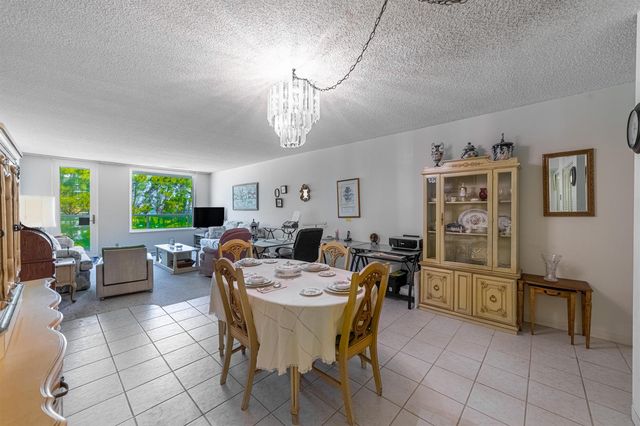 3450 S Ocean Boulevard 206, Palm Beach, FL 33480