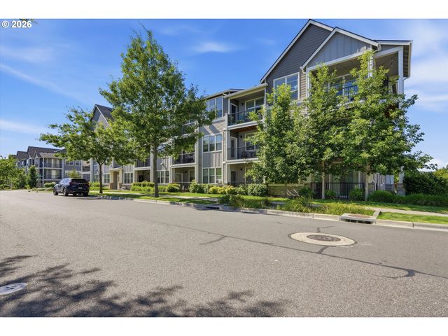 16322 Nw CHADWICK Way 102, Portland, OR 97229