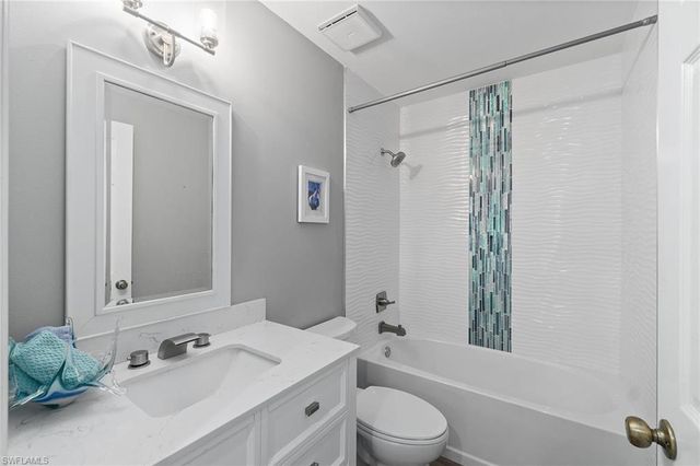 8241 Grand Palm DR 2, Estero, FL 33967