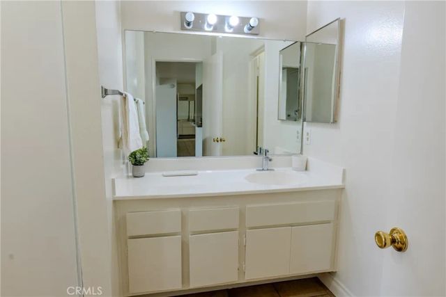 5460 White Oak K301, Encino, CA 91316