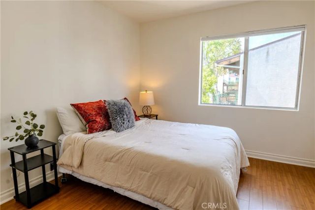 5460 White Oak K301, Encino, CA 91316