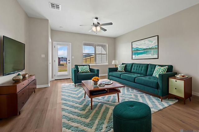 17455 Berkshire Dr, Prairieville, LA 70769