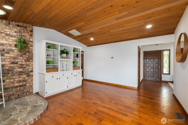 3400 Trumpeter Drive, Mount Vernon, WA 98273