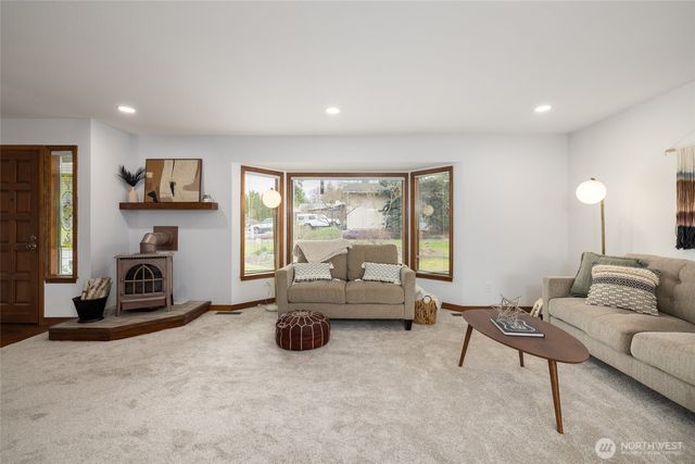 3400 Trumpeter Drive, Mount Vernon, WA 98273