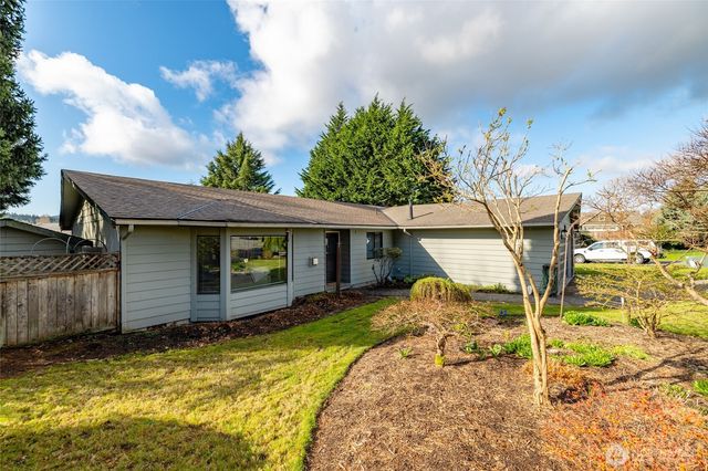 3400 Trumpeter Drive, Mount Vernon, WA 98273