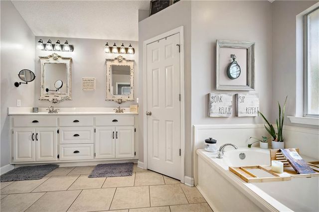 1980 Ark E Drive, Semmes, AL 36575