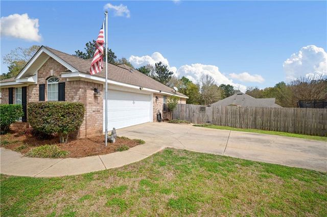 1980 Ark E Drive, Semmes, AL 36575