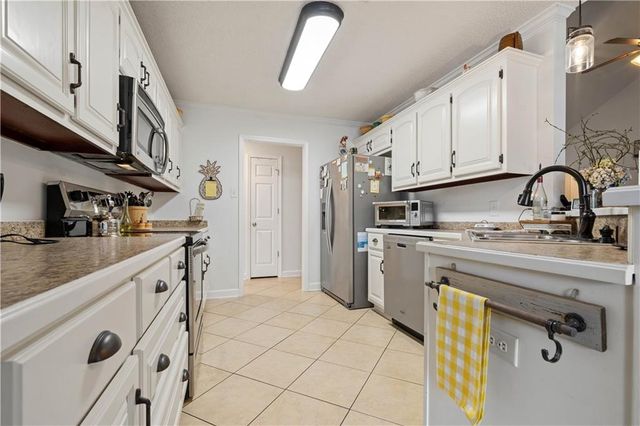 1980 Ark E Drive, Semmes, AL 36575