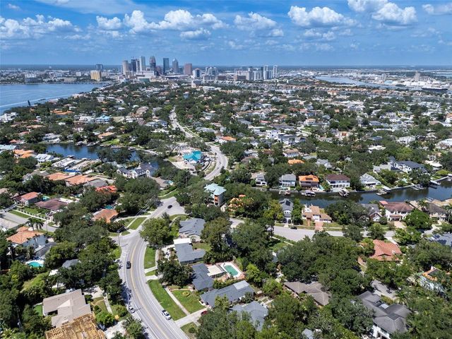 451 W DAVIS BOULEVARD, Tampa, FL 33606