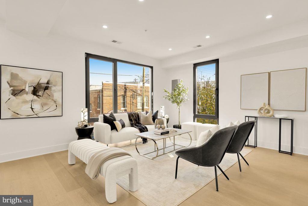 1810 CENTRAL PL NE #2, Washington, DC 20002