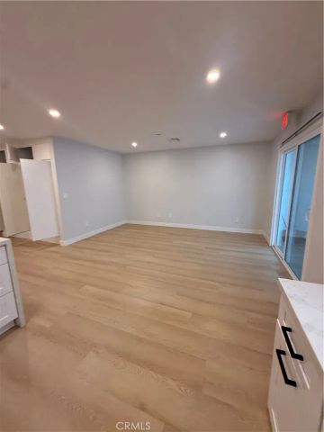 8201 Greenbush Avenue, Panorama City, CA 91402