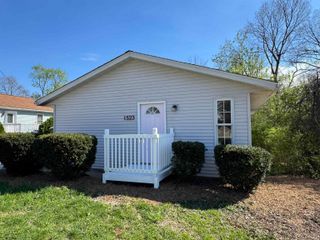 1523 W 8th Street, Bloomington, IN 47404