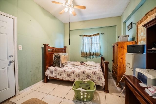 427 LARK COURT, Kissimmee, FL 34759