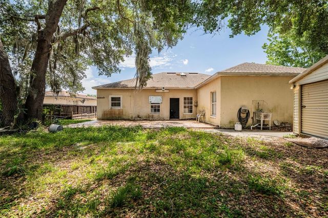 427 LARK COURT, Kissimmee, FL 34759