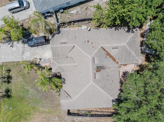 427 LARK COURT, Kissimmee, FL 34759