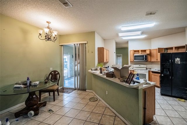 427 LARK COURT, Kissimmee, FL 34759