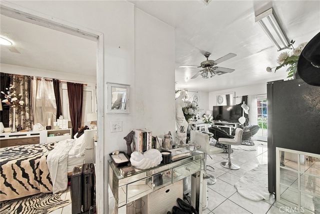 12011 Jouett, Sylmar, CA 91342
