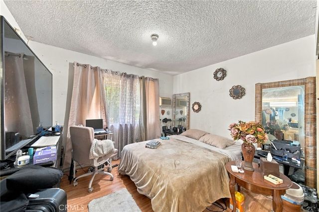 12011 Jouett, Sylmar, CA 91342
