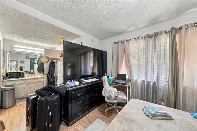 12011 Jouett, Sylmar, CA 91342